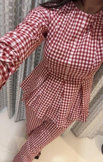 Student project red checkered set