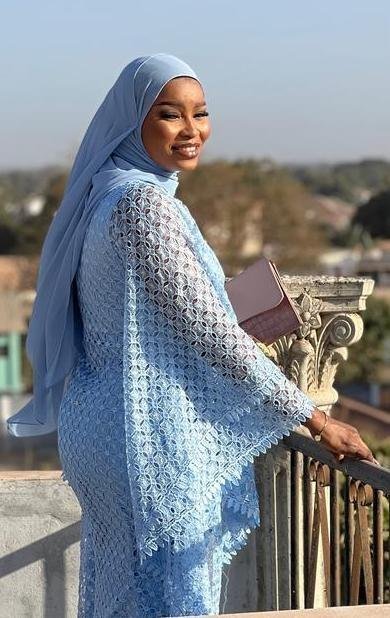 Student project blue textured abaya